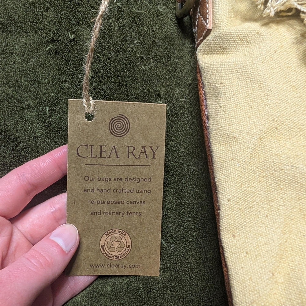 Clea Ray Shoulder Bag - Picture 2 of 8